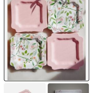 Sweet Laurel 6 inch Dessert Plates Set of 4 Brand New